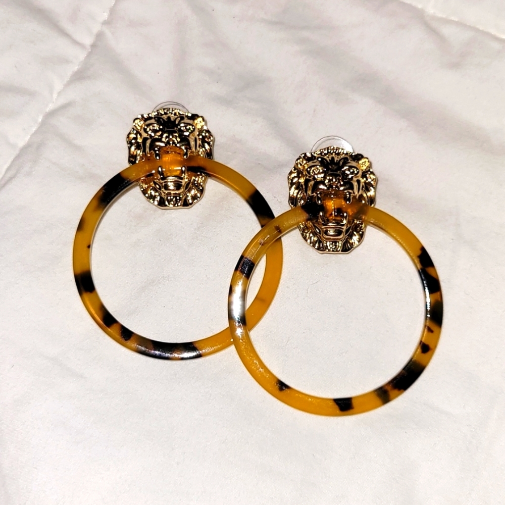 $5 Lion Leopard Earrings